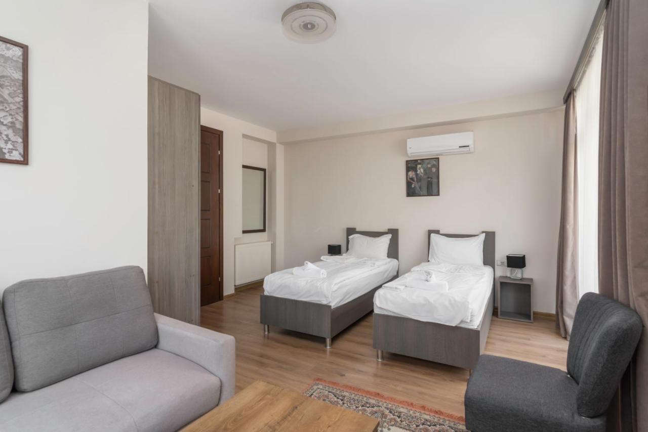 Hotel "Elesa Wera" Tbilisi Eksteriør billede